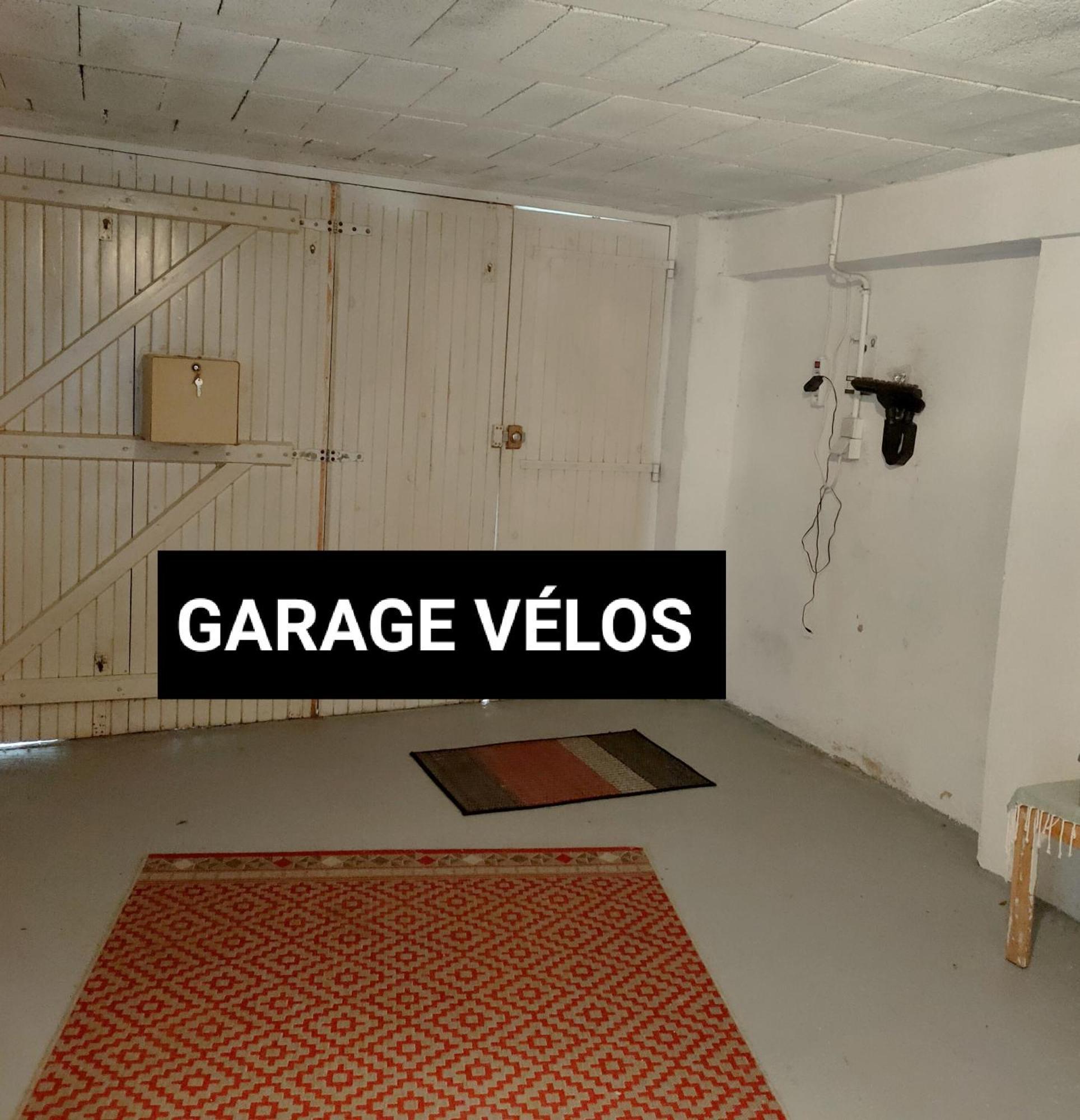 "Les Chacobins" - Appart'Etape Avec Garage Velos Ла-Реоль Екстер'єр фото